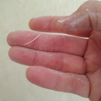 Piyale Un Paketinde Plastik Parçası