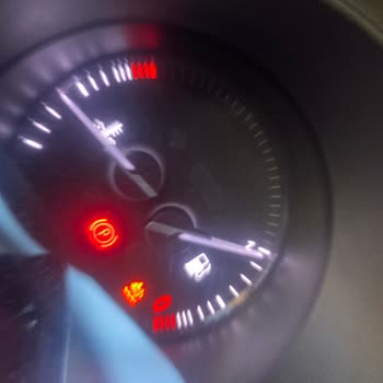 Renault Adbule Arızası Lamba