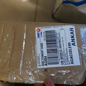 Aras Kargo Kargom Zarar Görmüş, Teslim Etmeden Bırakıp Gitmişler