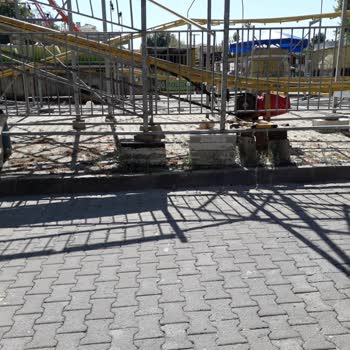 Edremit Belediyesi Altınoluk Lunaparkı Uygun Olmayan Meskun Alan İçinde