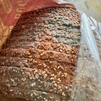 Happy Center Küflü Ekmek Satışı