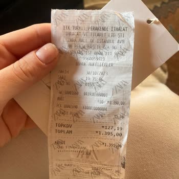 Zara Deri Ceket Derisi Dökülüyor