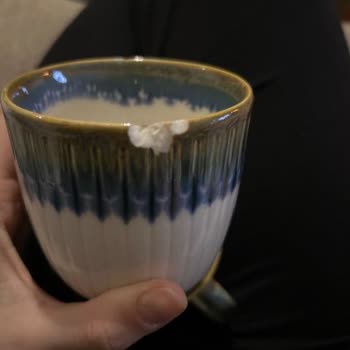 Madame Coco Paketten Kırık Çıkan Kupa