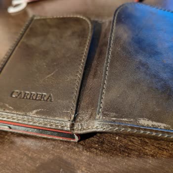 Hepsiburada Kullanılmış Ve Yıpranmış Farklı Renkte Ürün Gönderdi