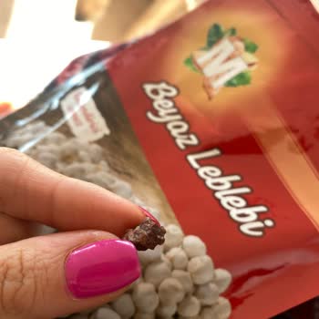 Migros Beyaz Leblebi İçinden Taş Çıkması
