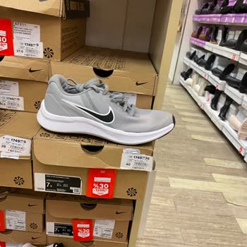 Deichmann Kampanya Afişlerini Anlamak! Ya Da Anlamamak