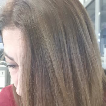 Kuaför Metin Tosun İstediğiniz Rengi Tutturamıyor