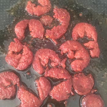 Başyazıcı İnan Sucuk, "sucuk" Değil Galiba?