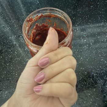 Öncü Salça Öncü Biber Salçasının İçinden Çıkan Yabancı Madde