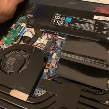 Monster Notebook Tulpar T5 Notebook Batarya Sorunu