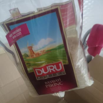 Amazon Kargo Paketinin İçine Dökülmüş Gıda Ürünü