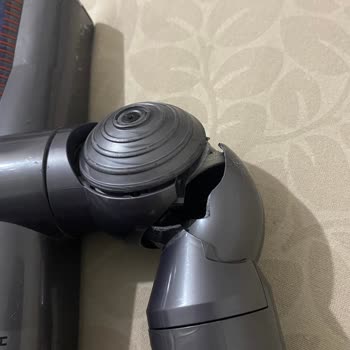 Dyson V 10 Süpürge