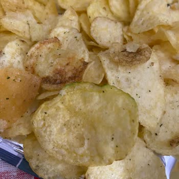 Lays Fırından Yoğurt Ve Mevsim Yeşillikleri Cipsinde Tat Farklılığı