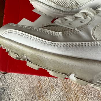 Sneaks Up Saha Mağazacılık A. Ş. Tüketici Hakem Heyetini Hiçe Sayıyor!