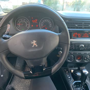 Peugeot 301 Sıfır Arabada 8 Sene Sonra Boya Kabarması