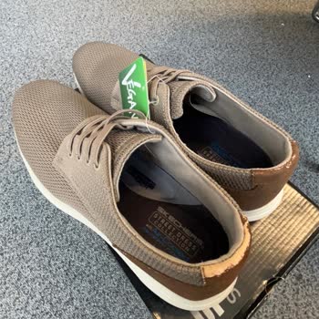 Ayakkabı Dünyası Skechers Ayakkabıda Defo Hayal Kırıklığı Yarattı