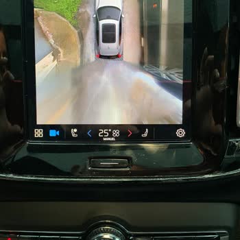 Glade Oto Kokusu Araca Zarar Verdi