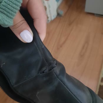 Bershka Yeni Ürünün Kısa Sürede Yırtılması