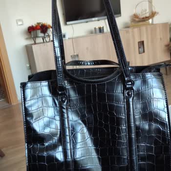 Stradivarius Defolu Çanta Gönderdi