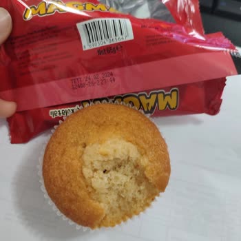 Ülker Isırılıp Paketlenmiş Dankek Magma Kek