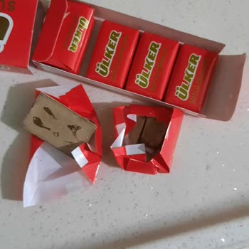 Ülker Napoliten Bozuk Çıktı