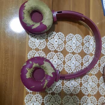 PHILIPS Ses Sistemleri Philips KULAKLIK-SHB3075RD Nin Sünger Üzeri Boyaları Dökülüyor...