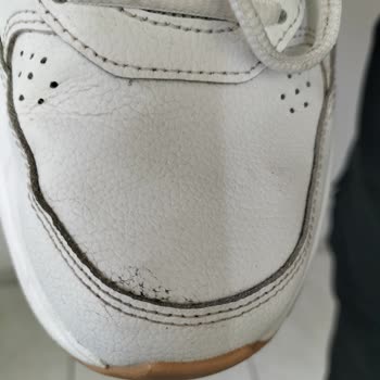 Deichmann'da Kusurlu Adidas Ayakkabı Hayal Kırıklığı