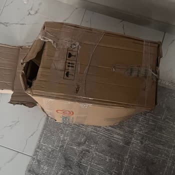 PTT Kargo Ürünlerim Çok Kötü Paketlenmiş Hasarlı Geldi.