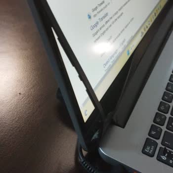 Lenovo Bilgisayar Yeniden Kendi Kendine Çatlıyor!