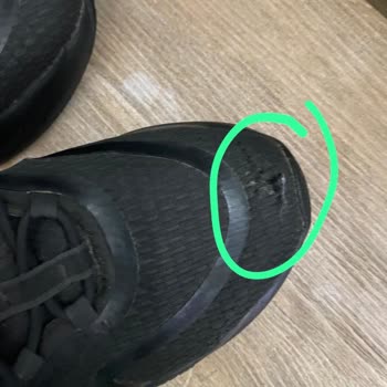 adidas Kalite Beklentisi Karşılamayan Ayakkabı