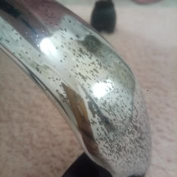 Çilek Genç Odası Sandalyesi Paslandı