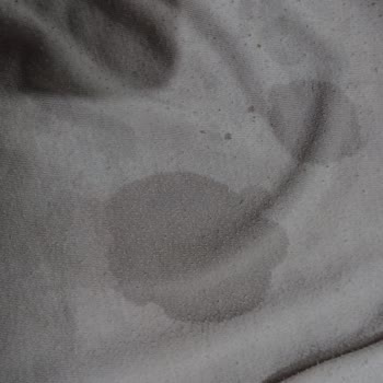 Altus Çamaşır Makinesi Lekeleri Çıkarmıyor Ve Yağ Lekesi Bırakıyor