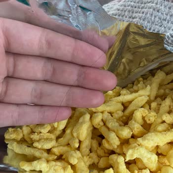 Çerezos Cipsin İçinden Saç Çıktı