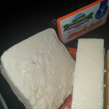 Getirden Aldığım Peynirden Kıl Çıktı