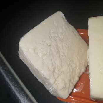 Getirden Aldığım Peynirden Kıl Çıktı