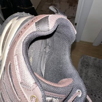 Skechers Ayakkabı Astar Yırtığı