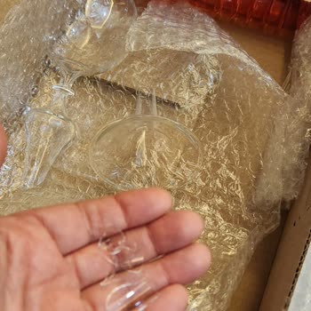 Vetroce Çevrimiçi Alışveriş Sitesinde Kırık Ürün Sorunu Ve İletişim Problemleri