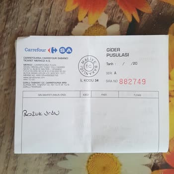 Carrefour SA Dan Aldığım Un Kurtlanmış Çıktı.