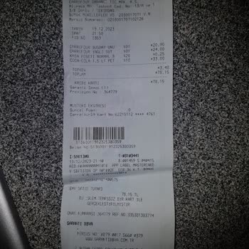 Carrefour SA Dan Aldığım Un Kurtlanmış Çıktı.