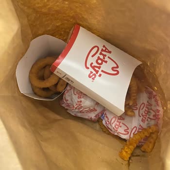 Arby's Göndermedikleri Ürünün Parasını Aldı. Ücret İadesi Yapmıyorlar!