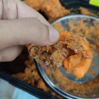Sinbo Sj -3143 Katı Meyve Sıkacağının Kendi Parçalarını Rendelemesi