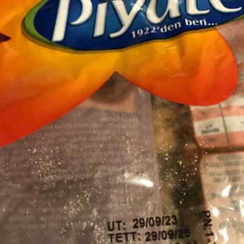 Piyale Yiyecek Bozulması Be Böceklenmesi