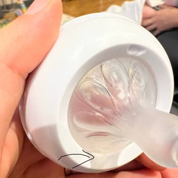 Philips Avent Biberon Akıtıyor