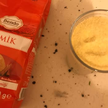 A101 Marketteki İrmikten Kuş Tüyü Çıktı