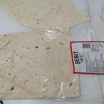 BİM Marketten Alınan Yufkalarda (sebit) Böcek Çıktı