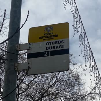 Konya Büyükşehir Belediyesi Otobüs Şoförü 2 Kilometre Uzakta İndirdi