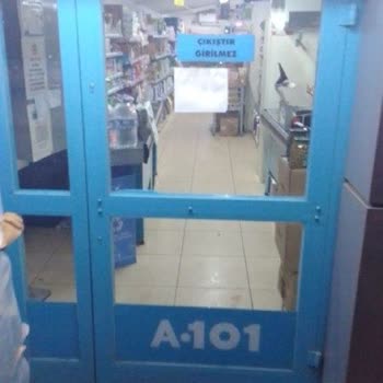 A101 Görevlilerinin Kapanış Saatinden Çok Önce Satışı Durdurması