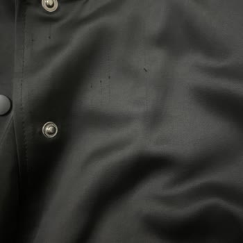 Zara Buyaka Müdürünün Terbiyesizliği