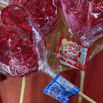 Harika Şekerleme Oyalıyor