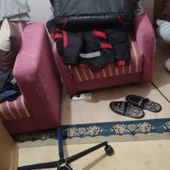 Evkur Oyuncu Koltuğu Masası Eksik Ürün